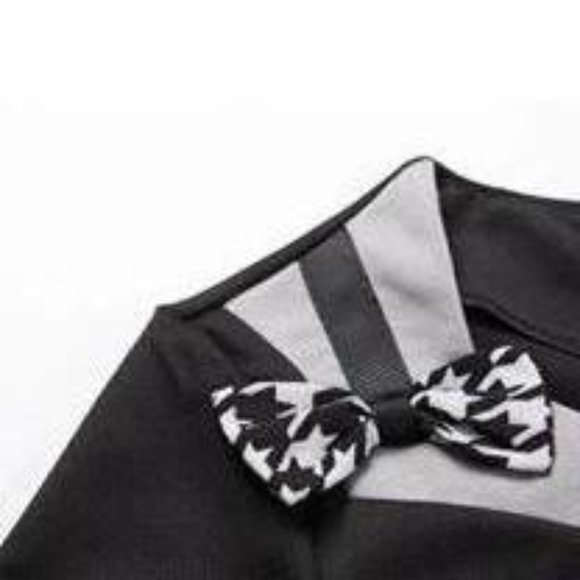 Black Curvalicious Button Wiggle Dress - Picture 5 of 7